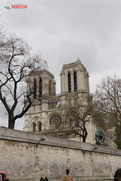 蚂蚁图库采集到巴黎圣母院