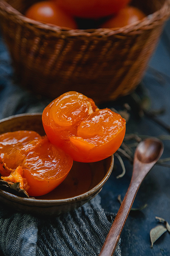 食享生活：右手茶点，左握星辰