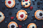 Berry-Cupcakes from above by Florian Kunde on 500px