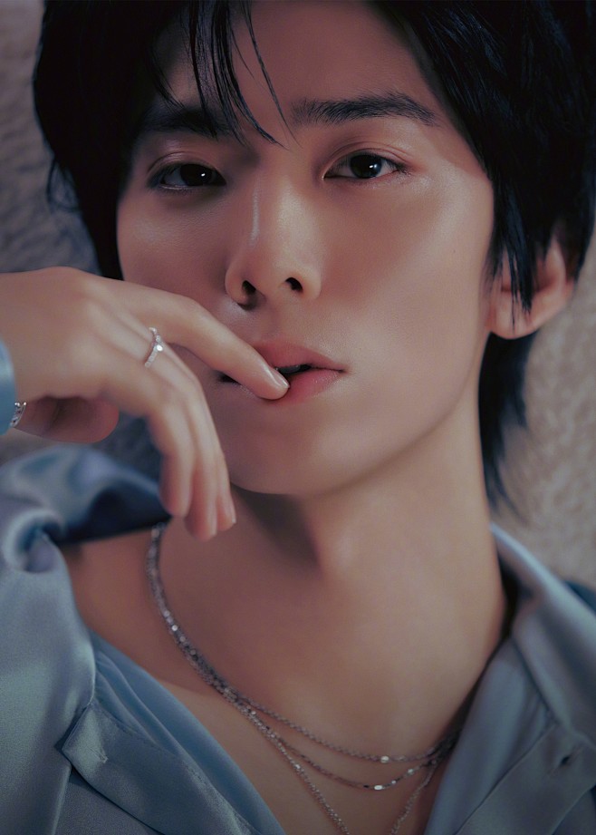 【Twi】SF9 14TH MINI A...