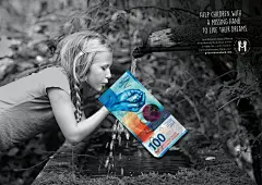 创意公益海报，让瑞士法郎向失手儿童伸出援“手”！