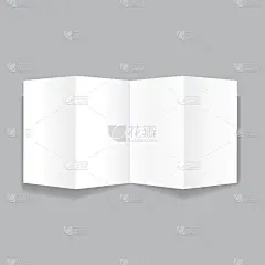 现实的双折纸小册子在灰色背景与柔和的阴影。
