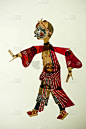 中国皮影戏艺术，一种古老的民间戏剧，