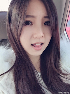浪费着我寒冷的年华采集到美女 色子当空