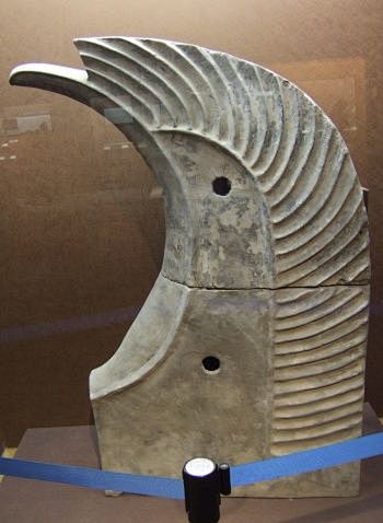 最主要的是螭吻也叫鸱吻但是不叫鸱尾