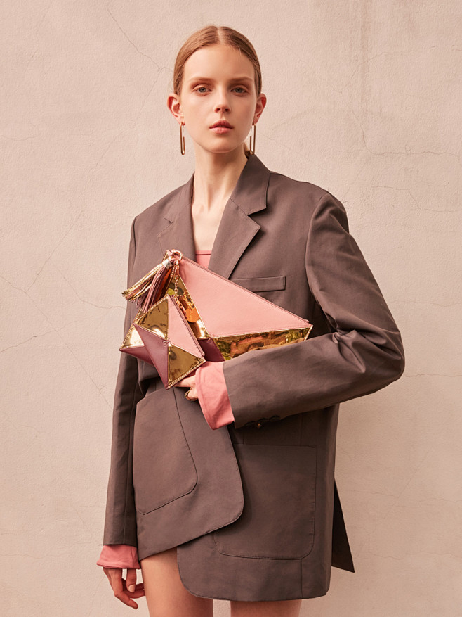 [W CONCEPT] : [JOSEP...
