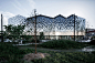 SIMONE VEIL多功能体育活动中心，法国 / K Architectures : 不锈钢外表皮包裹下的木制空间