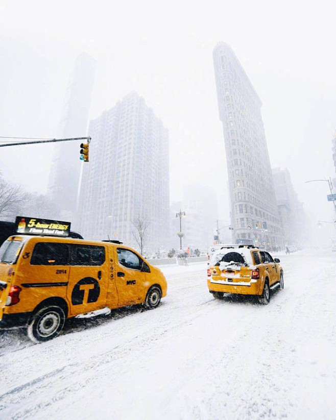 下雪的纽约街头 美爆了