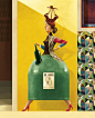 LX80 : Leya. Commissioned for the book "LX80", by Joana Stichini Vilela and Pedro Fernandes, about Lisbon in the 80s. I was asked to portray the ubiquitous "Vidrão", a green, dome shaped glass recycling bin that was introduced around t