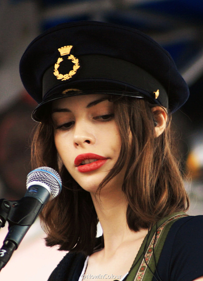 Charlotte Kemp Muhl