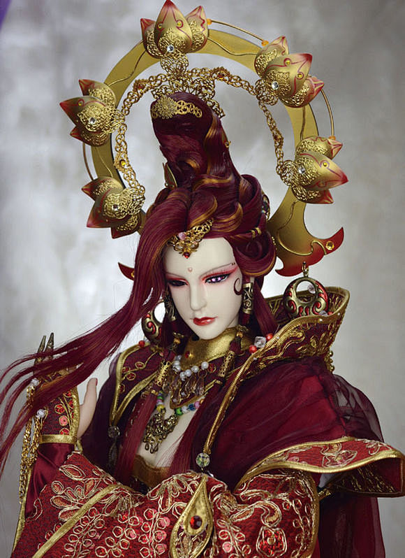 爱祸女戎霹雳布袋戏虚拟人物