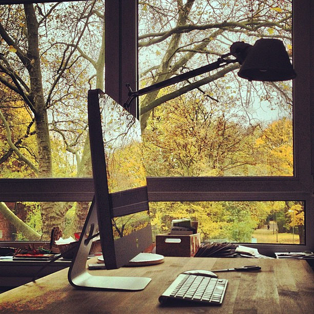 【木桌与窗】workspaces:

A...