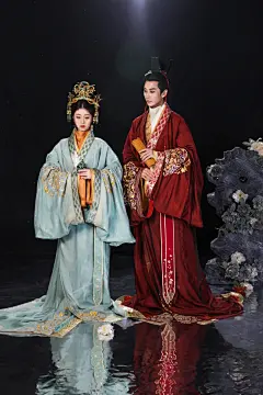 汉服租赁乔织战国直裾袍春秋交领复原款拖尾古典舞摄影汉服套装租-淘宝网-花瓣网