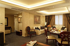 瀚鼎空间设计机构采集到瀚鼎酒店设计公司分享高雅而奢华的皇宫套房酒店设计案例