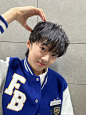 少年Fantasy超话 230304 音乐-中心 <Fantasy> 直拍
洪成民 姜大贤 HIKARU 金大熙 泰山 HIKARI 黄在民 郑DeunHaesol 柳俊元 金佑锡 李汉滨 姜贤宇 苏尔 姜一朗 ​​​​
