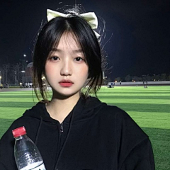XIQI采集到美女