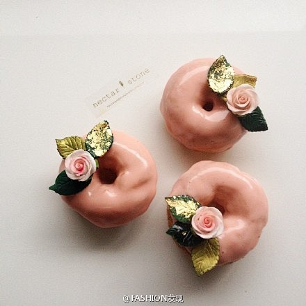 #FD Dessert# 粉紅色的甜點。...