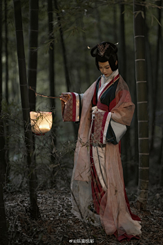 b.古装/cos-花瓣网|陪你做生活的设计师 | 我的首页 微博-随时随地发现新鲜事