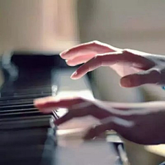 一步两步三步曲采集到头像