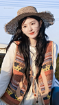 请笑嘻嘻超话 #请笑嘻嘻#

章若楠 ​​​​