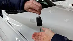车辆钥匙的交接-购车或卖车