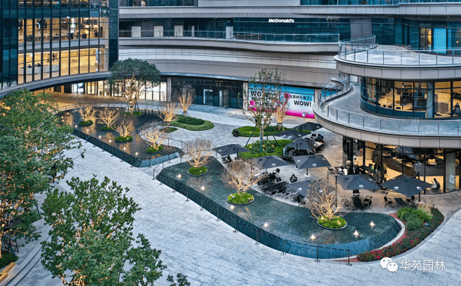 高端商业景观空间 南昌万象城的自然艺术美学_施工_水景_方式_5632960187