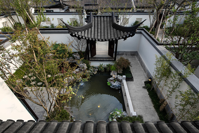 绿城·庐山桃李春风