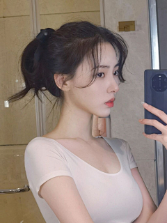 有益君qqa采集到美女