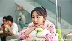 她曾抢走杨紫角色，10年后再相逢杨紫依然强势让她做配角