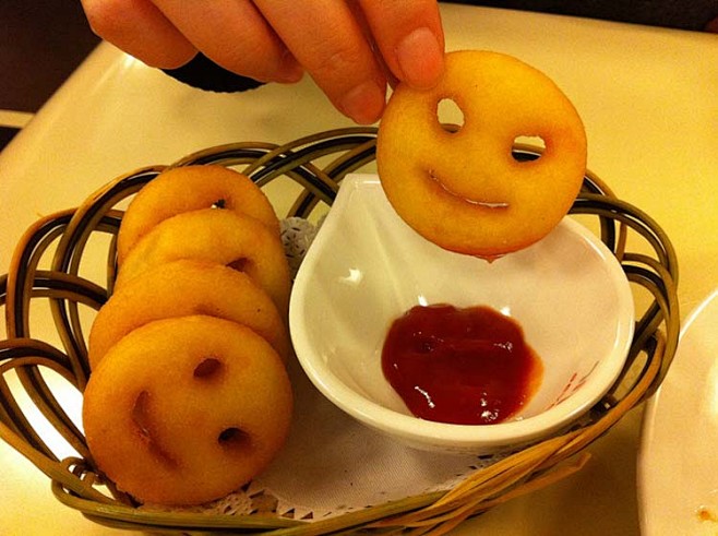 冰冻笑脸薯饼脆薯士宝宝喜爱麦当劳肯德基惊爆低价食惠鲜