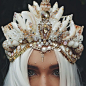 贝壳头饰设计

These Handmade Seashell Crowns Will Make Anyone Feel Like Royalty ​​​​