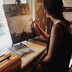 美貌和才华的完美结合，想给自家都画的美美哒！ #燃烧吧毕设# #插画艺术作品# ​​​​
