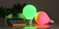 ColorUp智能灯泡 像变色龙一般自由变换颜色_数码_腾讯网