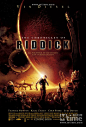 星际传奇2The Chronicles of Riddick(2004)经过降落酷热星球上的劫难后，喜欢在星际冒险的李迪克虽然暂时逃脱了赏金猎手的追捕，却发现自己陷入了一场星际大战之中。