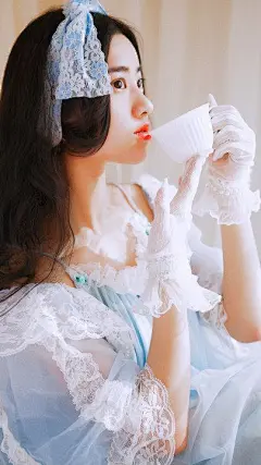 人像摄影：花裙美女性感写真