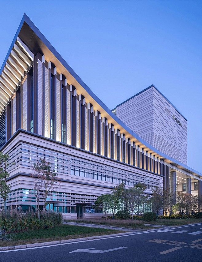 湖北省档案馆新馆 / 中南建筑设计院股份有限公司 : 荆楚风韵与档案特色的融会贯通