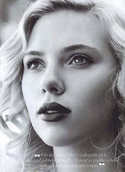 Scarlett Johansson 斯...
