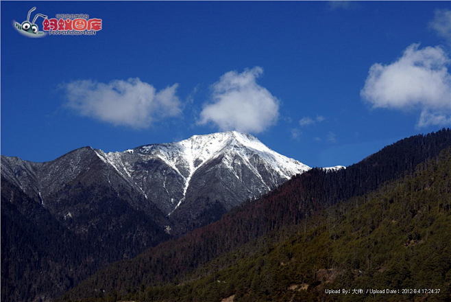 卡瓦格博峰风景图片素材