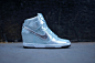 NIKE WMNS DUNK SKY HI QS