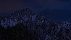 雄伟山峰高清壁纸- 山峰壁纸,Mac动态壁纸,山峰高清壁纸下载MacSC