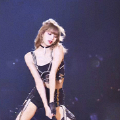 雾里愛采集到lisa