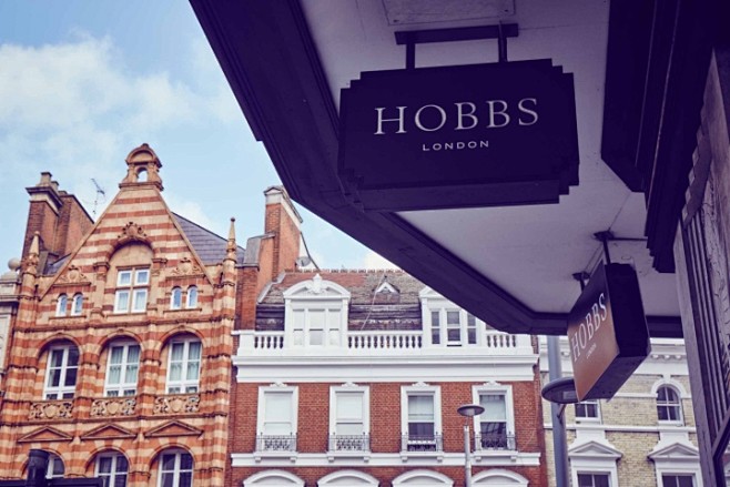 Hobbs 旗舰店 by NOW, 英国...