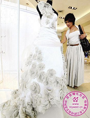铂金婚纱礼服-价值500万的天价新娘礼服...