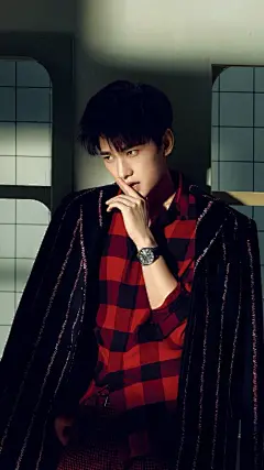 脾气古怪也少有人爱._手机壁纸_明星车模_我要个性网