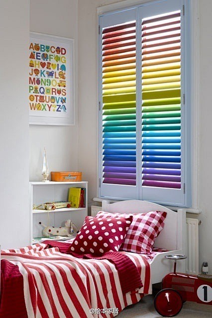 彩虹儿童房的设计