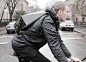Blackpack 终极骑行背包
William Root 设计，灵感源自乌龟壳