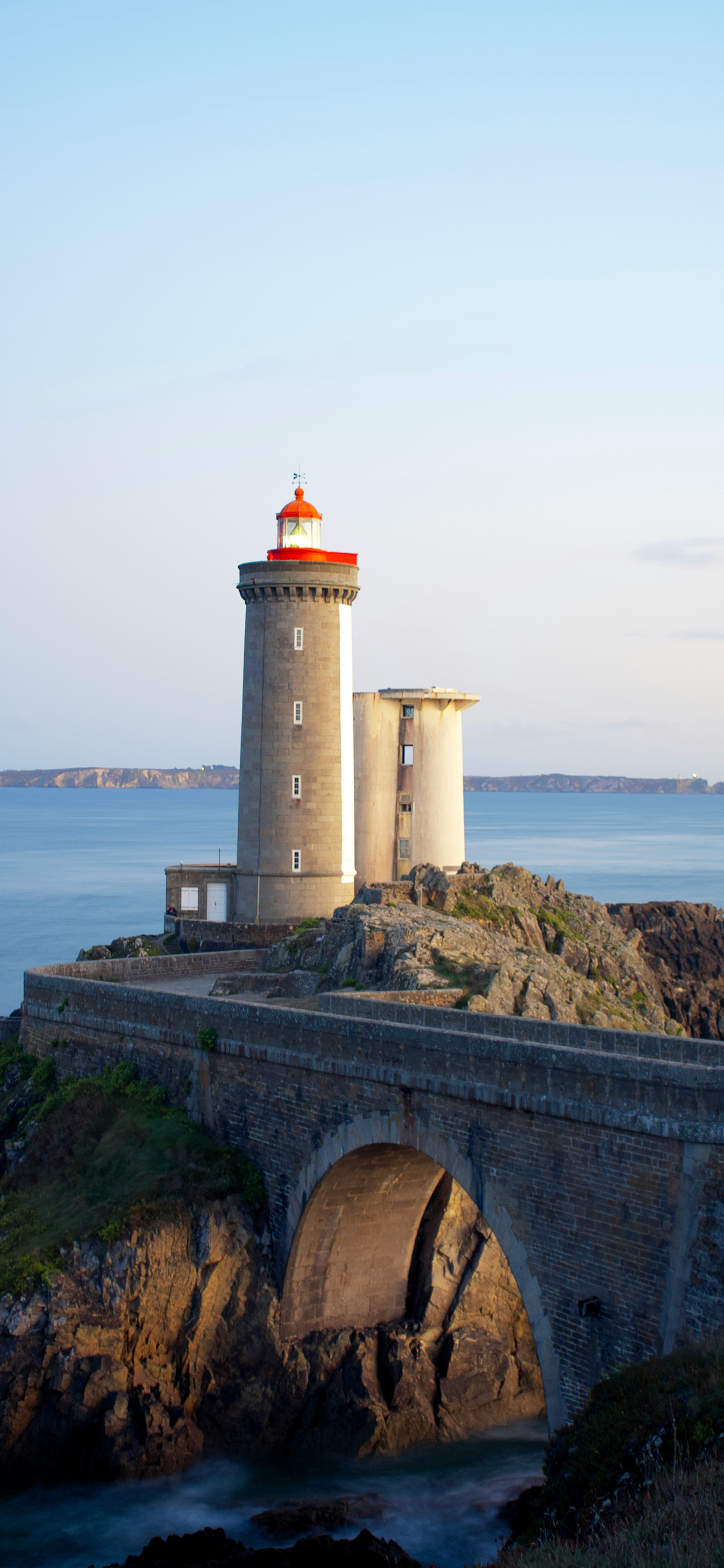 又发现一张还不错的手机壁纸