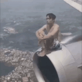 就是说，还有比经济舱更便宜的位置？