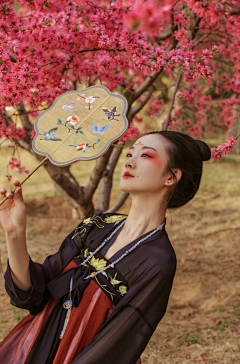 Olilitho采集到美女
