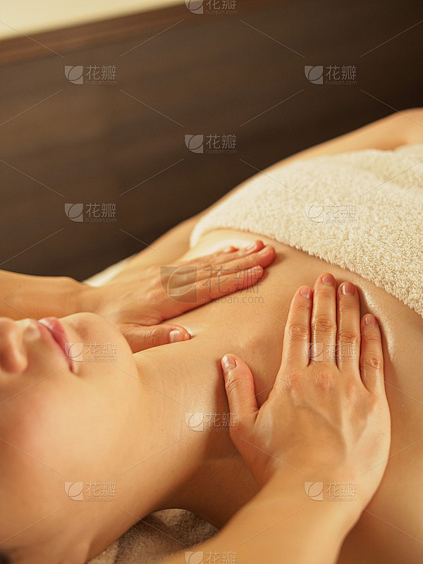 肩按摩